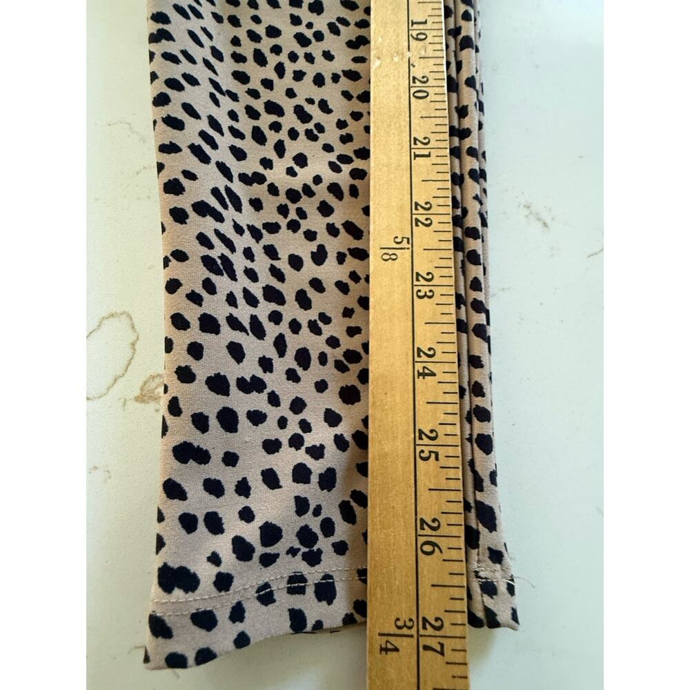 Forever 21 Cheetah Crop Top Leggings Set Tan Black Womens Athleisure Casual - Picture 11 of 11